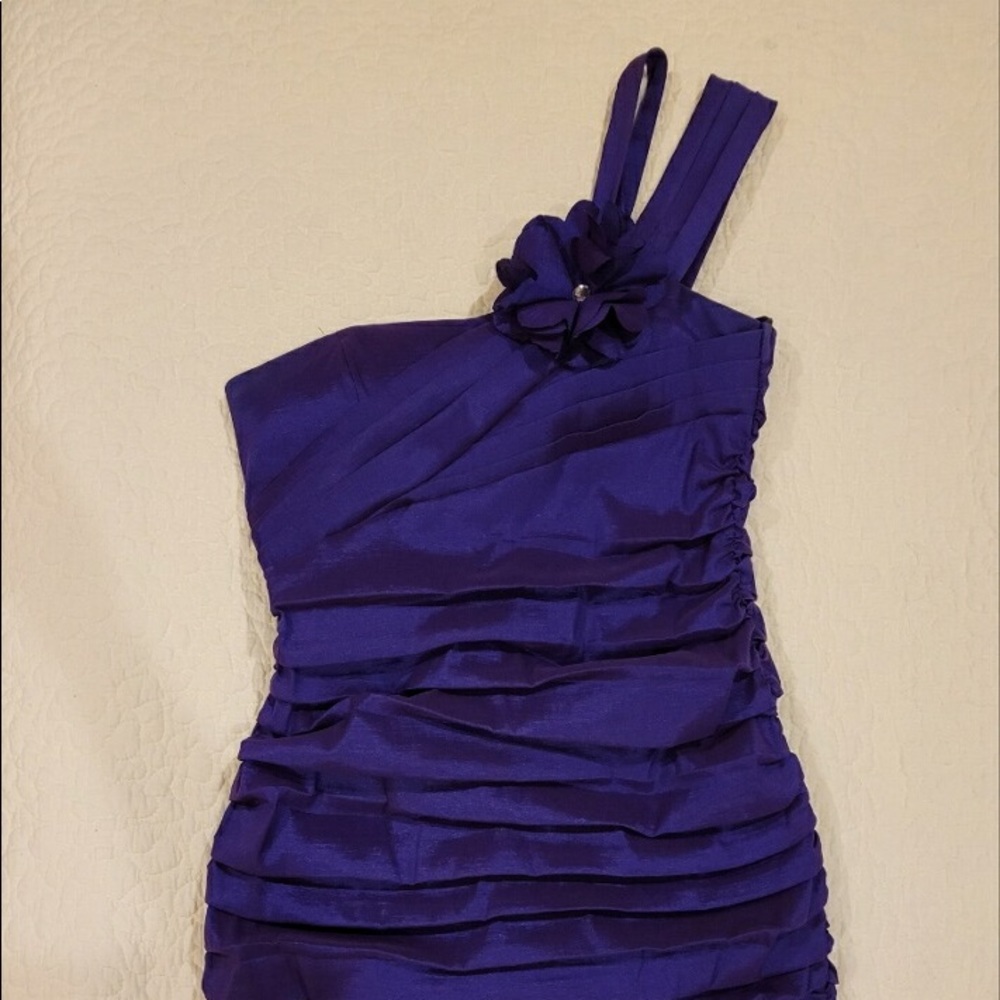 Gown Purple One Shoulder Knee Length Size 11